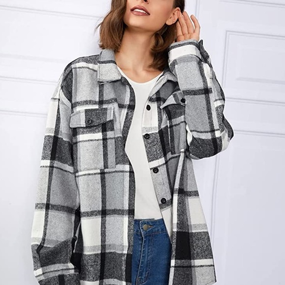 Shacket - Picture 1 of 2